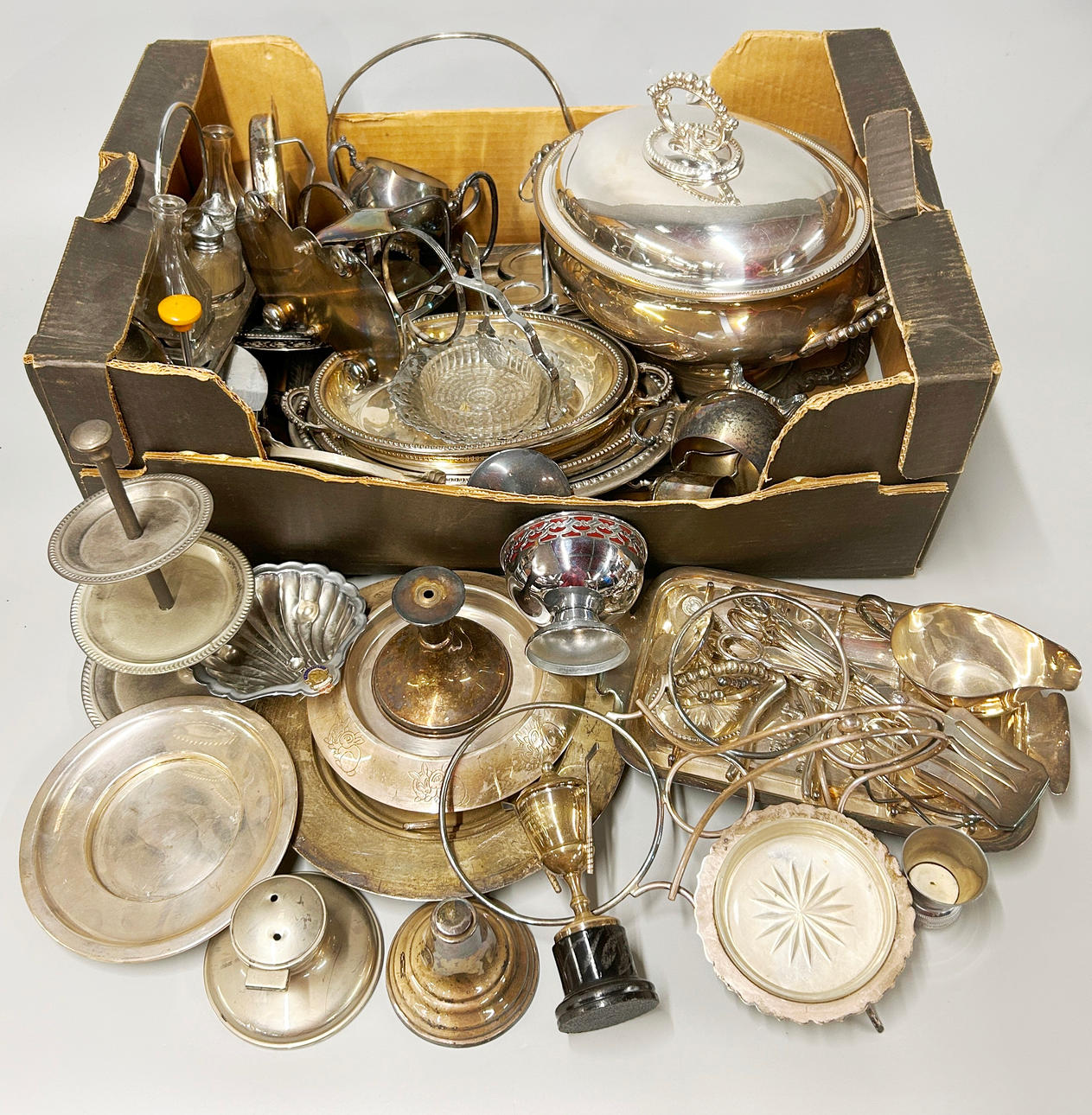 QTY OF SILVER PLATE