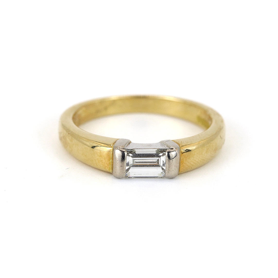 18K WHITE & YELLOW GOLD DIAMOND SET RING