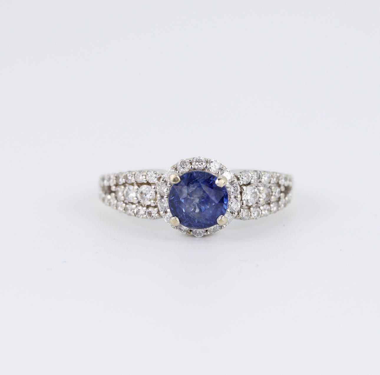 SAPPHIRE AND DIAMODND 14CT RING