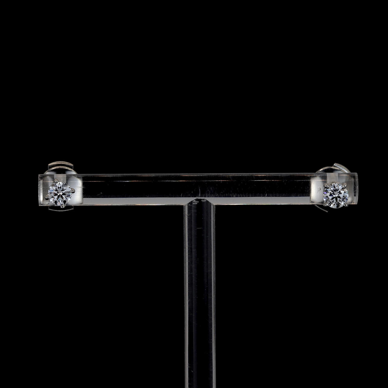 TIFFANY & CO PLATINUM DIAMOND STUD EARRINGS